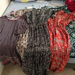 Bundle 6 max studio Floral dress